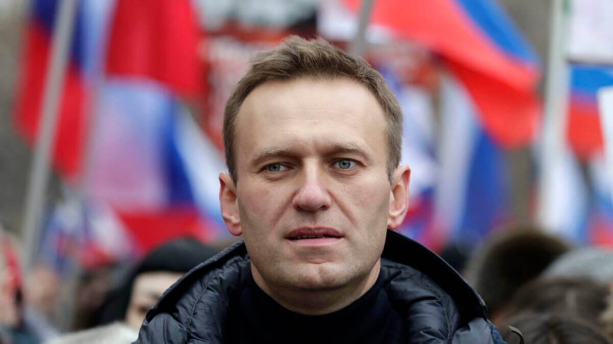 „A început să se plângă de dureri puternice în stomac”: Documente oficiale obținute de The Insider confirmă că Navalnîi a fost otrăvit în închisoare