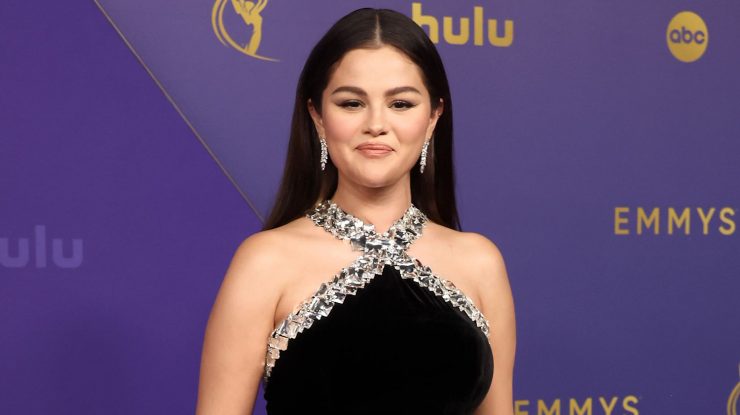 Selena Gomez a făcut o glumă despre „doamnele cu pisici, fără copii” la Premiile Emmy. Ce a spus artista