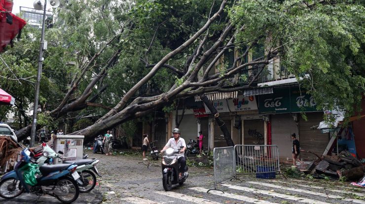 Taifunul Yagi a ucis zeci de persoane în Vietnam, China și Filipine. În Hanoi a fost întreruptă alimentarea cu energie electrică