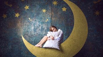 Cum să ai un somn odihnitor? Anumite obiceiuri sănătoase influențează modul în care dormi