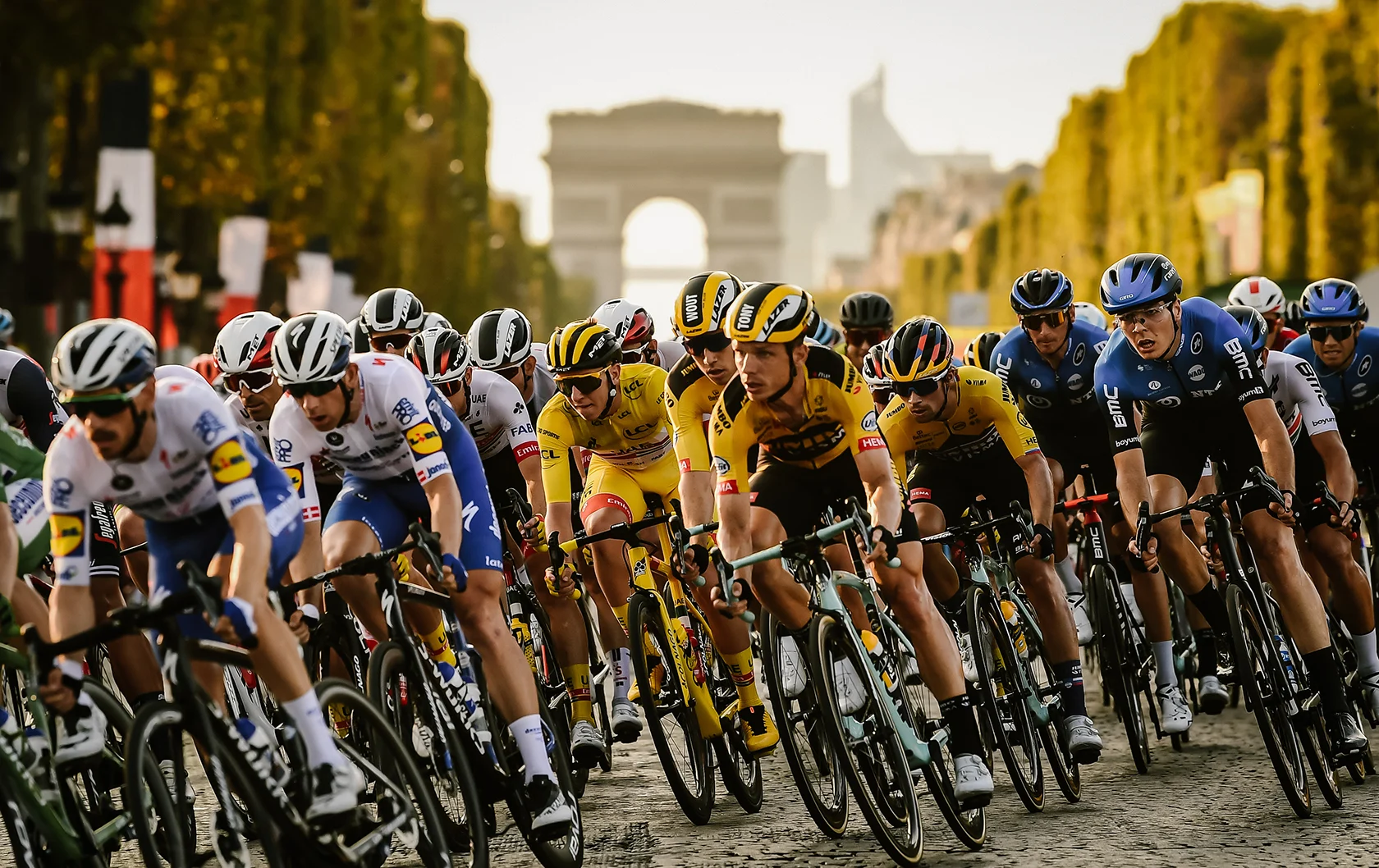 Tour de France ajunge astăzi la București. Ce restricții de trafic sunt impuse în Capitală