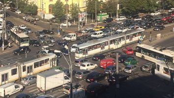 Traficul din București este principala problemă a Primăriei. Ce soluții pentru fluidizarea acestuia există