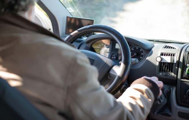 Șoferii agresivi vor putea fi reclamați direct prin aplicația M.A.I. Sesizarea trebuie să conțină datele personale și dovada audio-video sau video