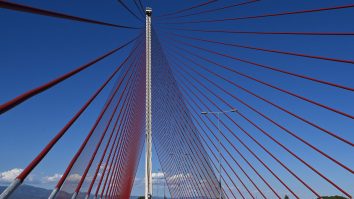 Un britanic a murit după ce a căzut de pe un pod din Spania, de la o înălțime de 192 de metri, „în timp ce realiza conținut online”