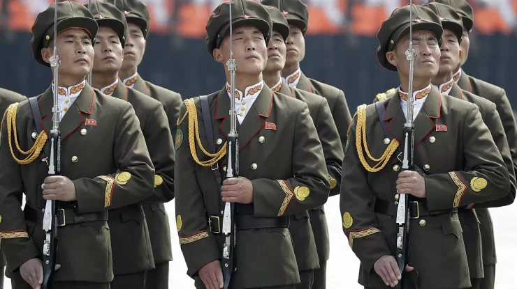 Primele trupe nord-coreene au ajuns deja în Ucraina, conform surselor de informații occidentale
