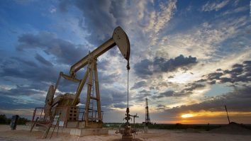 Criza din Orientul Mijlociu crește prețul petrolului. Cut cât a crescut prețul aurului