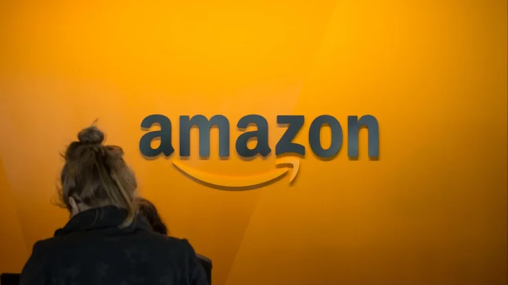 Amazon a lansat un nou chatbot A.I. care este „mai sigur decât ChatGPT” pentru a fi utilizat de angajați