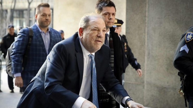 Harvey Weinstein a fost diagnosticat cu o formă de cancer al măduvei osoase. Producătorul se confruntă cu multiple acuzații de viol