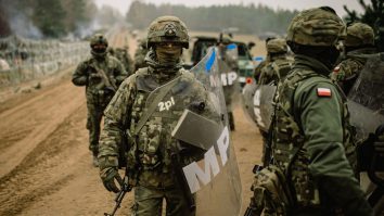 Polonia va începe să își consolideze liniile de apărare la graniţele sale cu Rusia şi Belarus până la sfârșitul anului 2024