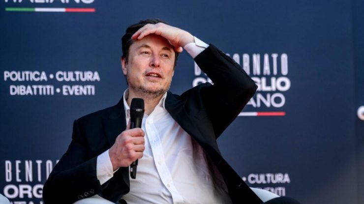 Scade valoarea X. Fidelity: Fostul Twitter valorează cu 80% mai puțin decât în 2022, când Musk a cumpărat platforma