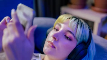 Gen. Z e mai ușor de ofensat. De ce fug angajatorii de tineri?