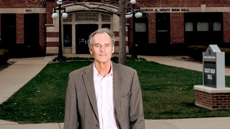 Un profesor titular din SUA a fost concediat pentru că făcea filme porno alături de soție. Ce spune conducerea universității