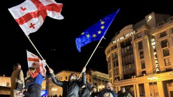 Alegeri legislative în Georgia: Opoziţia cere proteste după victoria contestată a partidului de guvernământ la alegeri