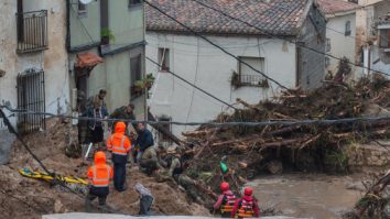 MAE: 13 cetățeni români sunt dispăruți în timpul inundațiilor din Spania
