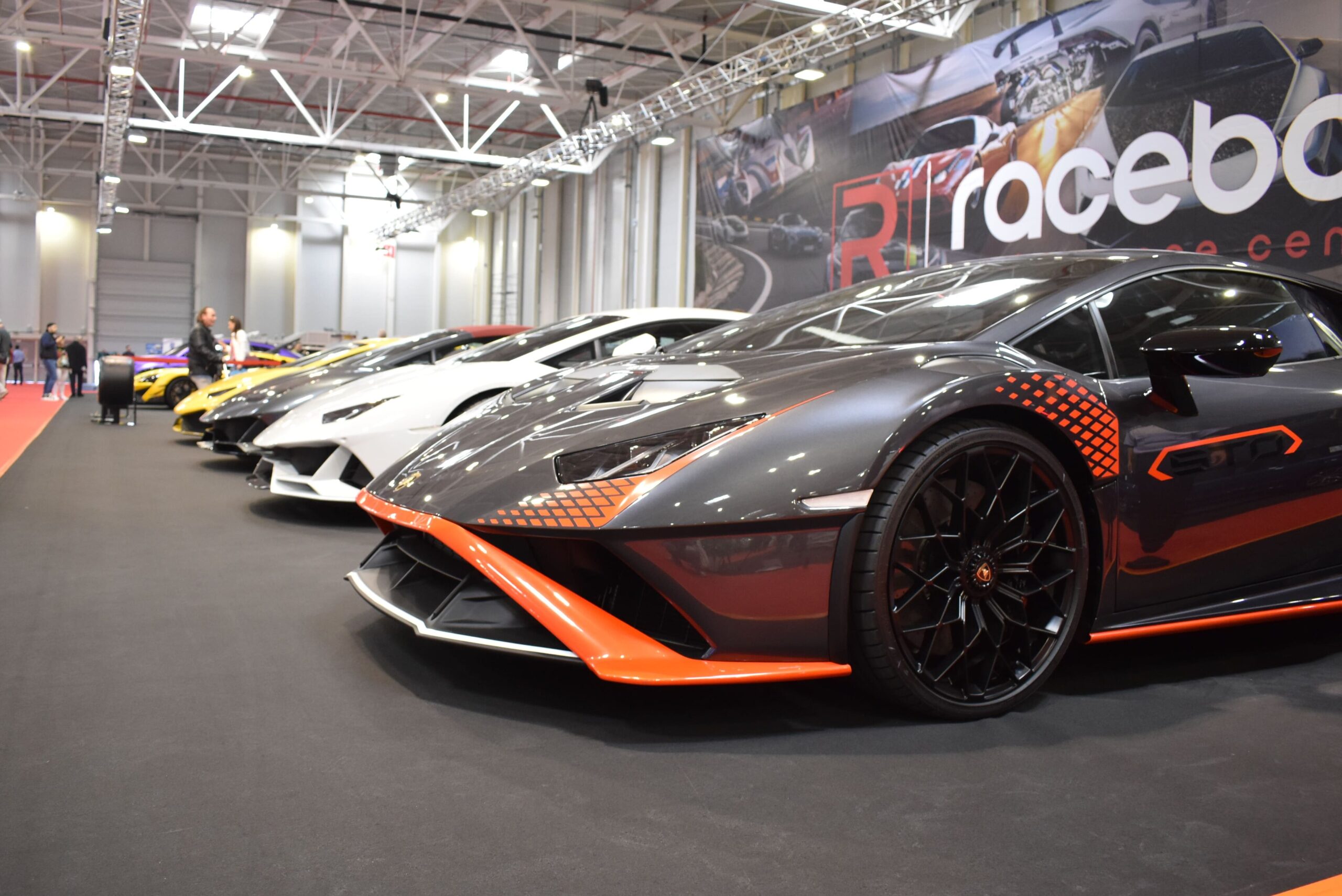 SAB2024 aduce mașinile care redefinesc condusul. Descoperă bijuteriile auto ale viitorului la Romexpo