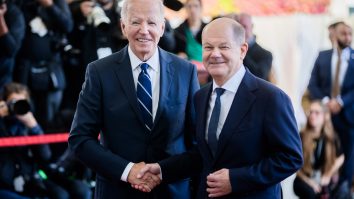 Biden a discutat despre Ucraina cu Olaf Scholz: „Stabilitatea Europei depinde de cooperarea SUA-Germania”