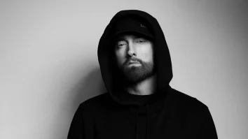 Eminem dezvăluie că va deveni bunic în noul videoclip emoționant al piesei „Temporary”