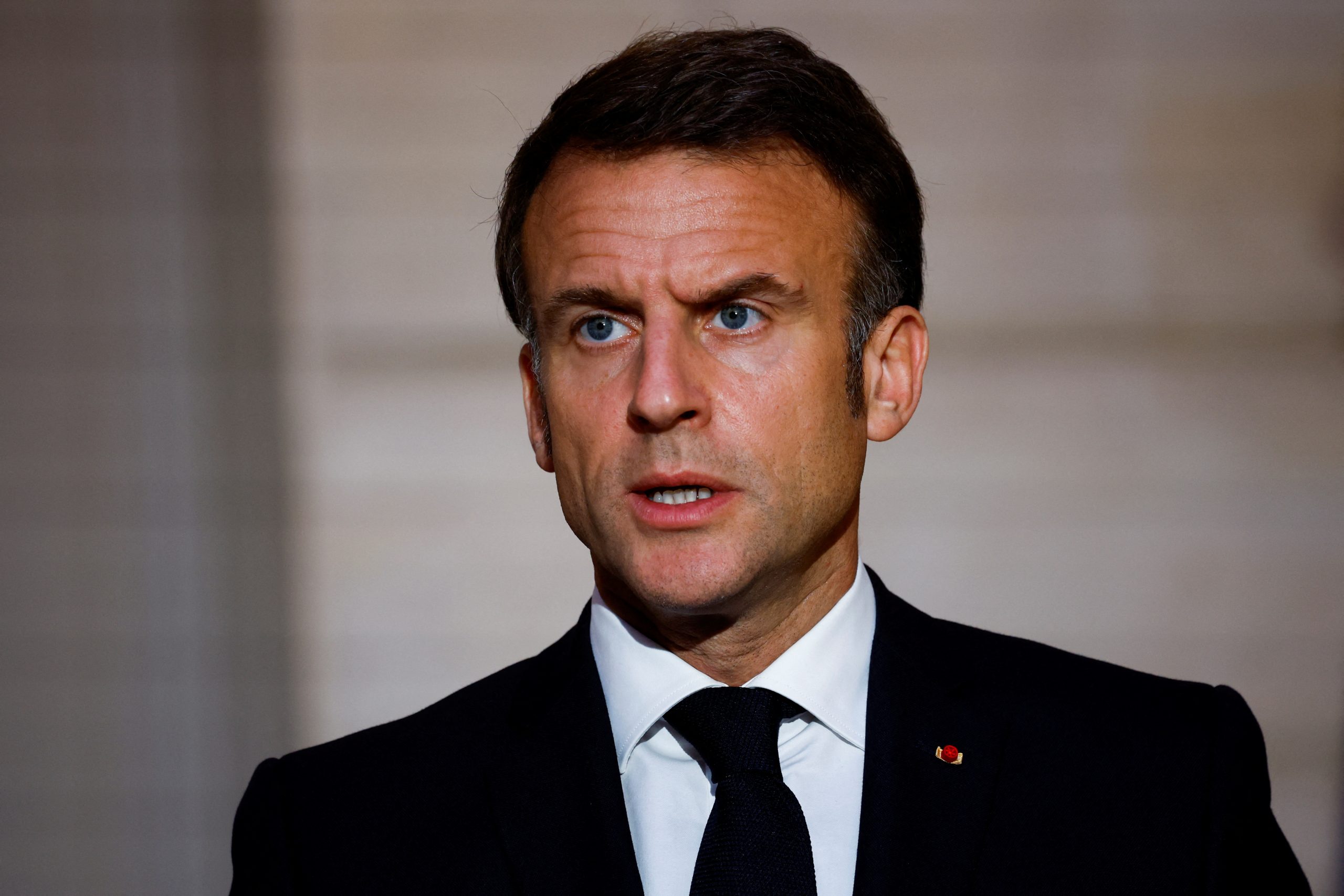 Emmanuel Macron cere oprirea exporturilor de armament către Israel pentru operațiunile din Gaza