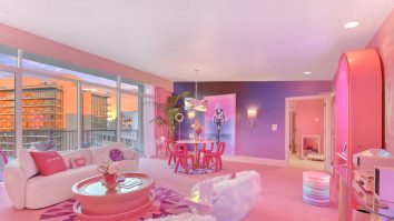 Poți să trăiești ca Paris Hilton pentru 1111 dolari pe noapte. „Stay like an icon” este noua strategie de marketing a vedetei