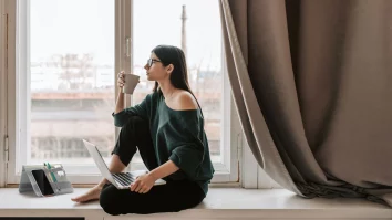 OMS: 1/4 adulți are stări de singurătate. Cât de gravă este situația în România