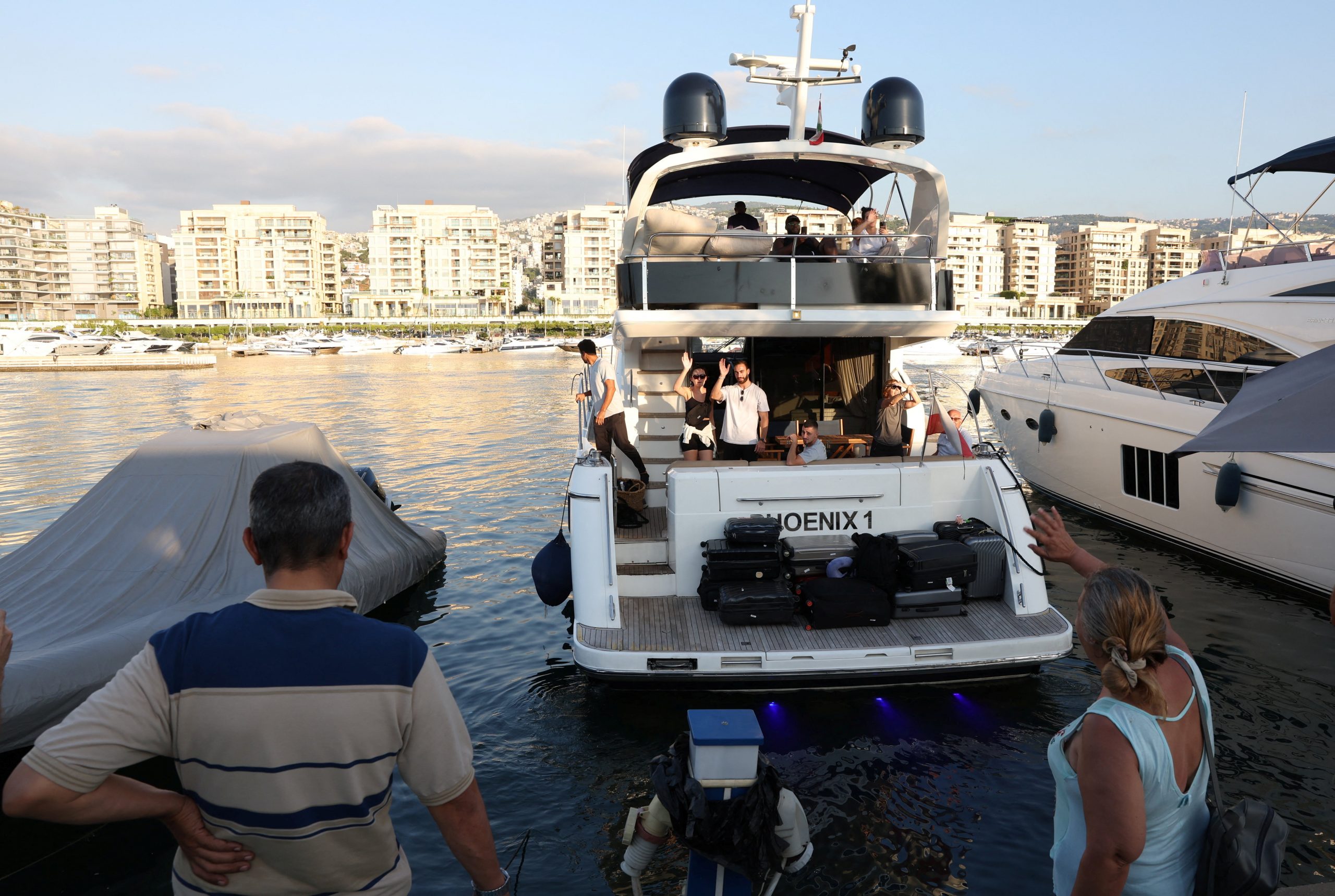 Iahturile de lux devin ultima soluție pentru cei care părăsesc Libanul. Prețul biletului ajunge la 1.800 de dolari