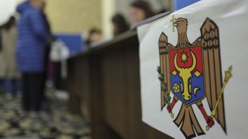 Cum se desfășoară alegerile din Republica Moldova? În acest an, buletinele de vot au fost disponibile în șase limbi