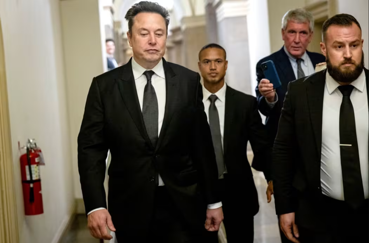 WSJ: Relația secretă a lui Elon Musk cu Putin iese la suprafață, Guvernul SUA închide ochii. Ce favor i-a cerut președintele rus miliardarului