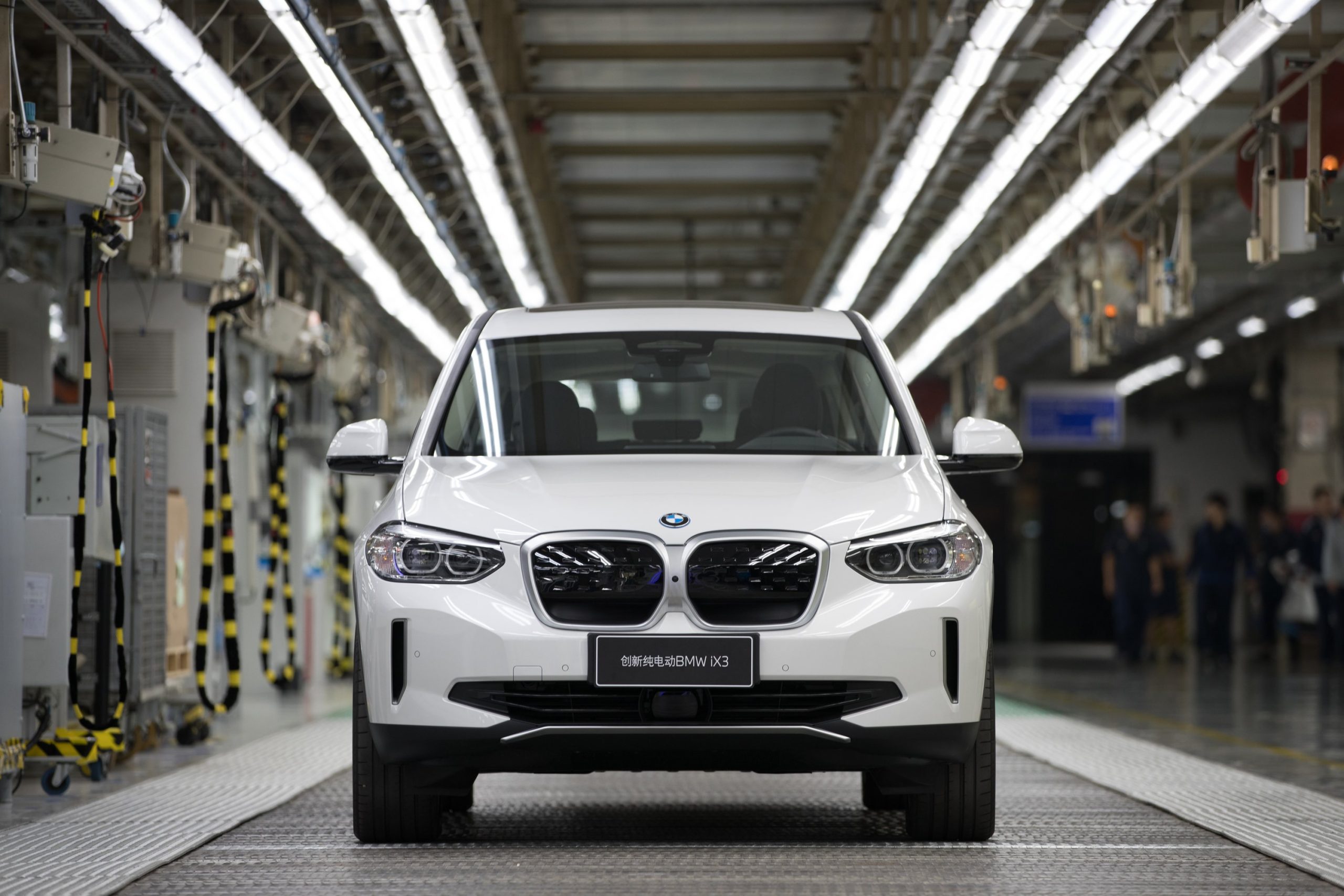 BMW cere Germaniei să voteze împotriva tarifelor UE pentru vehiculele electrice produse în China