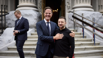 Noul șef al NATO, Mark Rutte, transmite un mesaj puternic Rusiei prin vizita la Kiev: „Ucraina va învinge”