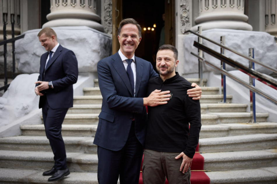 Noul șef al NATO, Mark Rutte, transmite un mesaj puternic Rusiei prin vizita la Kiev: „Ucraina va învinge”