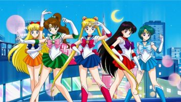 Copiii se îndrăgostesc de personaje din desene animate. Este normal fenomenul?