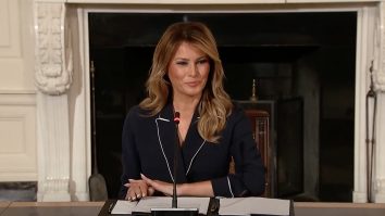 Melania Trump rupe tăcerea cu privire la zvonurile că fiul său suferă de autism. Aceasta susține că Barron a fost intimidat online