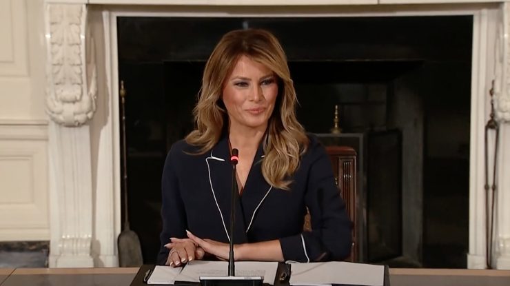 Melania Trump rupe tăcerea cu privire la zvonurile că fiul său suferă de autism. Aceasta susține că Barron a fost intimidat online