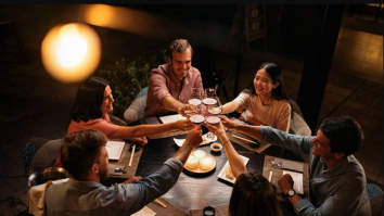 Antidotul singurătății urbane: Noua aplicație „Timeleft” redefinește socializarea în era digitală