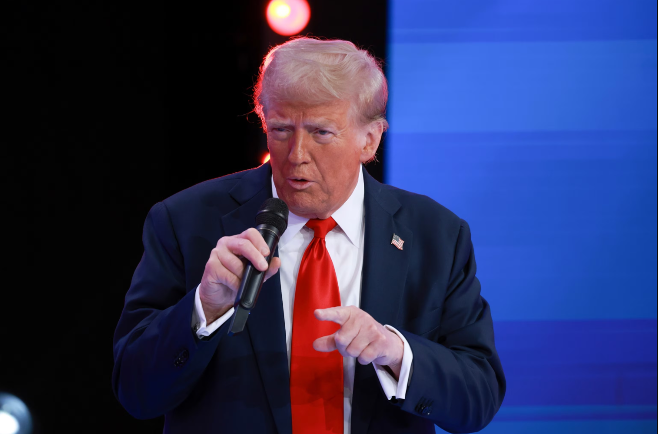 Donald Trump ar vrea să fie dictator, spune John Kelly. Ce discuții private a dezvăluit fostul șef de cabinet