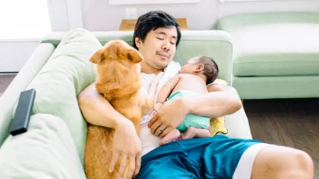 Generațiile tinere aleg lăbuțe în loc de bebeluși. Cum a ajuns animalul de companie vedeta casei