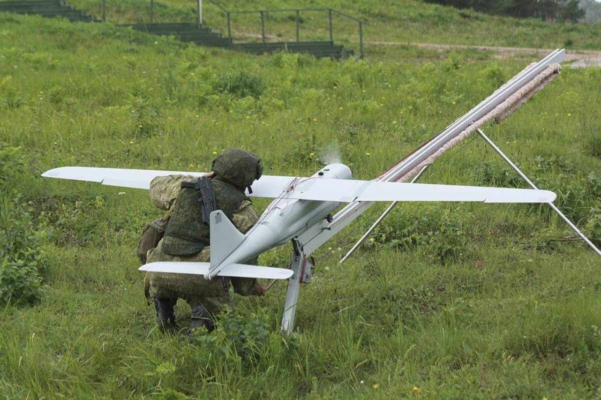 MApN a elaborat un proiect de lege pentru doborârea dronelor rusești. Când va fi implementată