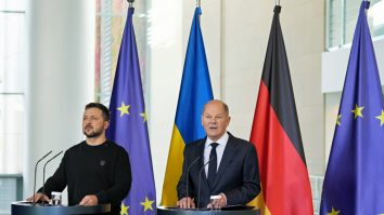 Germania a anunțat că va oferi Ucrainei un nou ajutor militar de 1,4 miliarde de euro, în timpul vizitei lui Zelenski