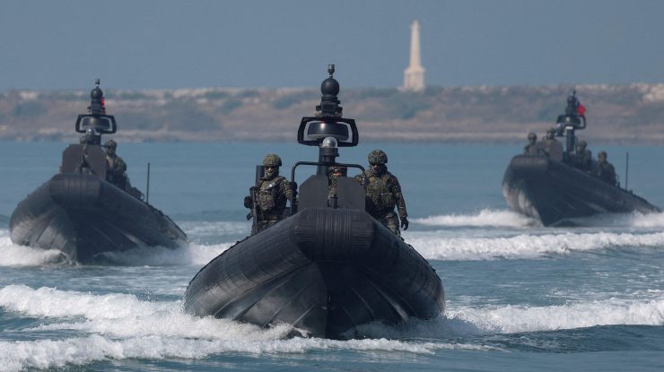 China lansează exerciții militare masive în jurul Taiwanului. Președintele taiwanez declară că este o instigare la violență