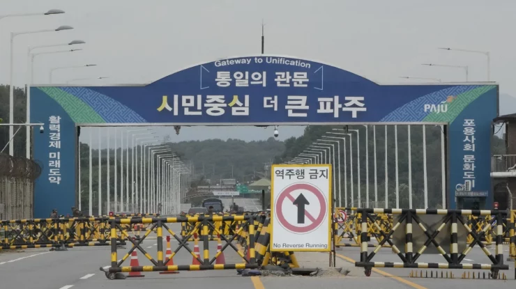 Coreea de Nord aruncă în aer părți ale drumurilor vechi intercoreene. Ce spune Coreea de Sud