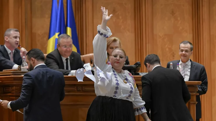 CCR a respins a 3-a oară candidatura Dianei Șoșoacă la Președinție