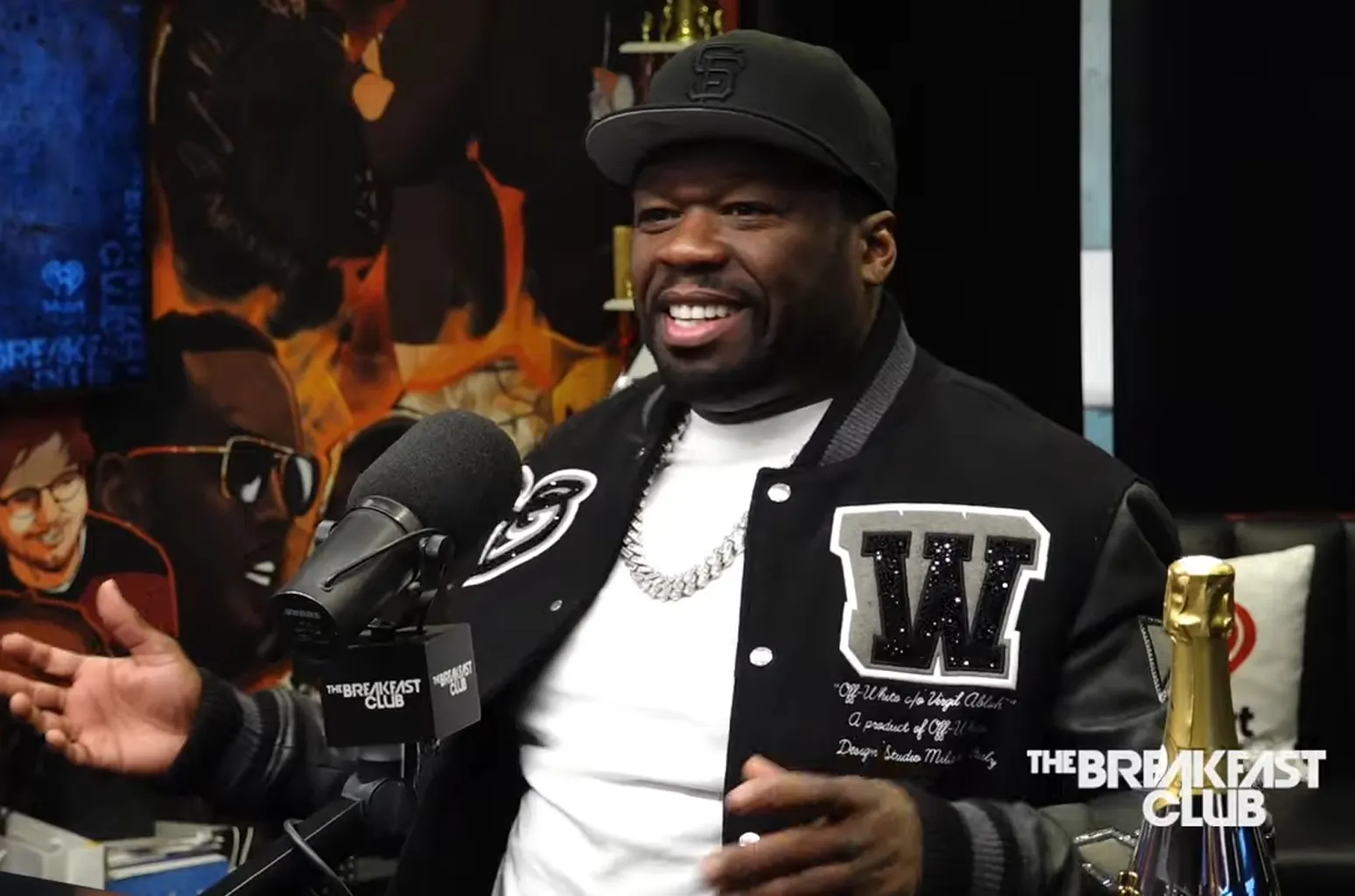 50 Cent susține că a refuzat 3 milioane de dolari pentru a participa la mitingul lui Trump. Campania Trump neagă oferta făcută