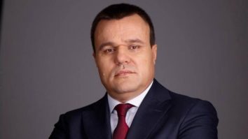 DNA a emis mandat de aducere pentru senatorul Eugen Pîrvulescu. Politicianul este cercetat pentru „instigare la cumpărare de influență”