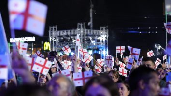 Georgienii își votează viitorul. Se va îndepărta sau nu Georgia de Occident?