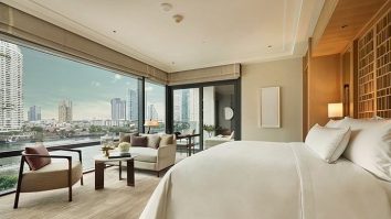 Care sunt cele mai bune hoteluri din lume?  Capella Bangkok ocupă primul loc, cu 101 camere spațioase, pline de lumină
