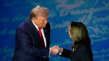 Trump versus Harris: Cine conduce în sondaje? Au mai rămas 2 săptămâni până la alegerile din SUA
