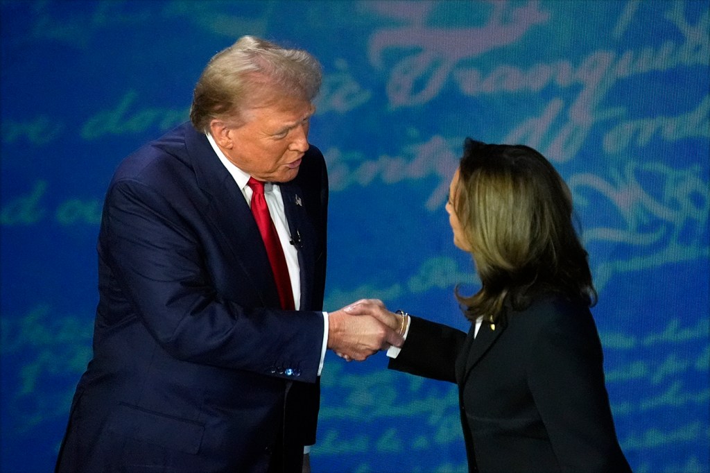 Trump versus Harris: Cine conduce în sondaje? Au mai rămas 2 săptămâni până la alegerile din SUA