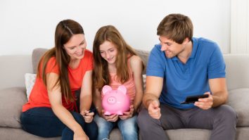 STUDIU. Peste 80% dintre români sunt încrezători în aspirațiile financiare. Educația financiară reprezintă în continuare o problemă