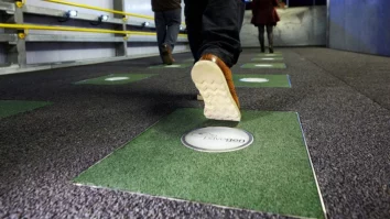 Anglia dezvăluie o tehnologie revoluționară care transformă fiecare pas în electricitate. Cum pot deveni pașii tăi o sursă de energie