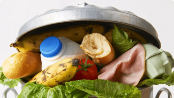 România se află printre primele locuri în Europa la risipa alimentară. Fiecare român aruncă în medie 129 de kilograme de mâncare pe an